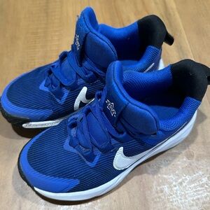 Kids Nike Star Runners 11c